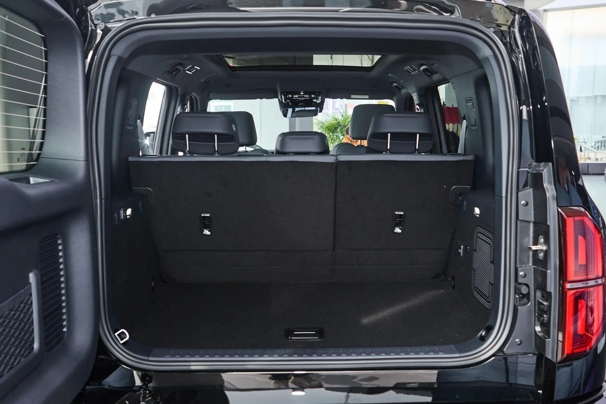 fangchengbao-leopard-5-2025-12