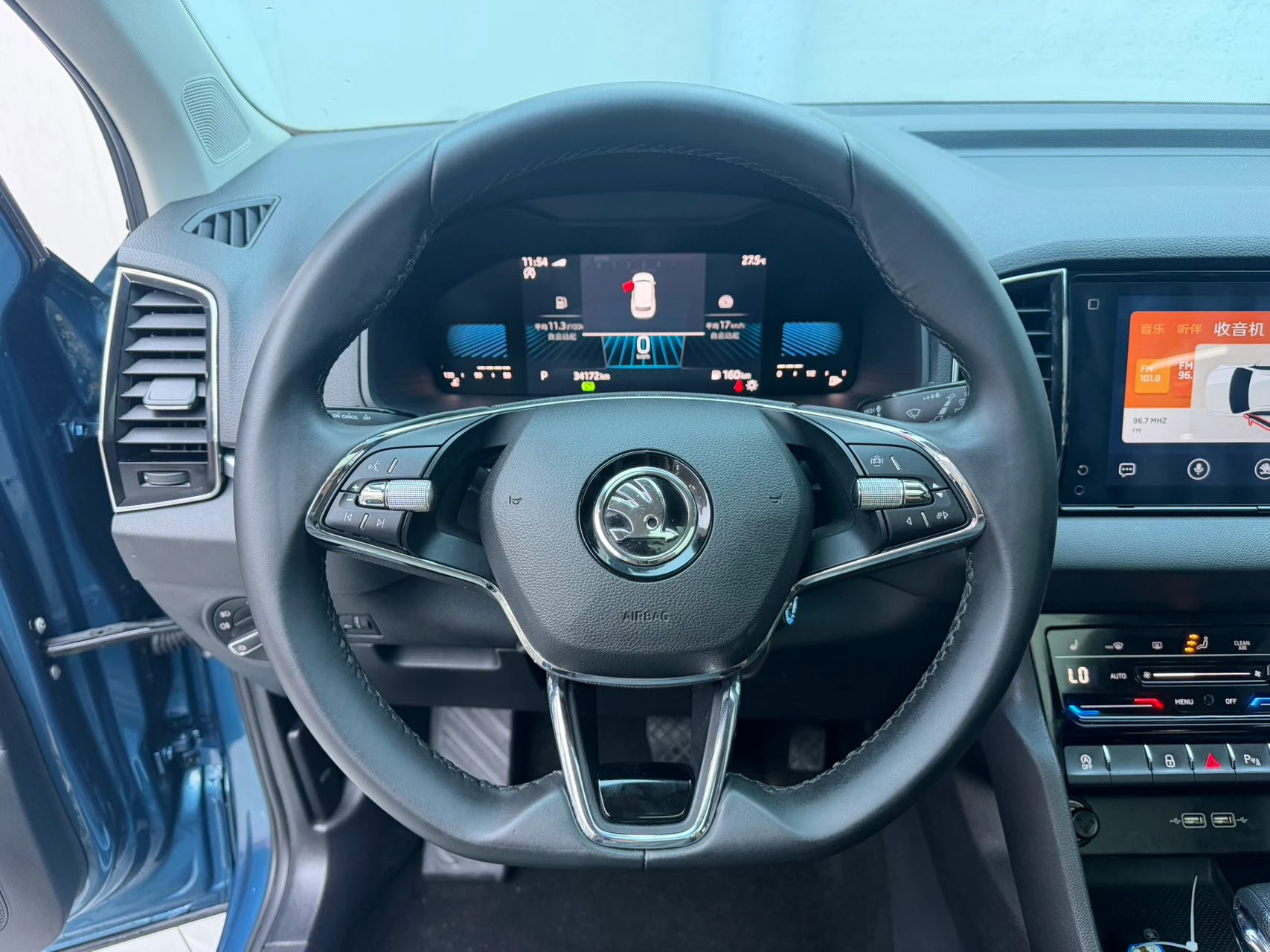 2022-skoda-karoq-tsi280-exclusive-version