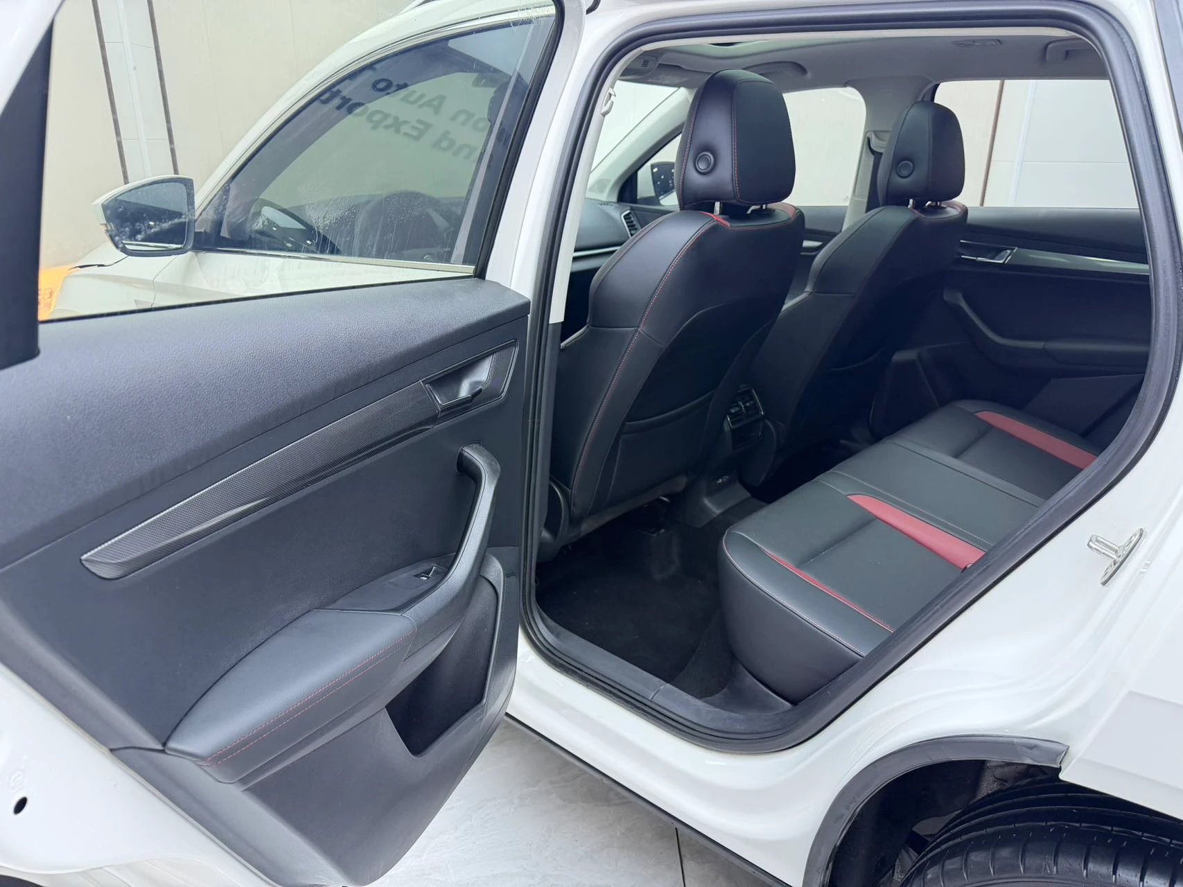 2022-skoda-karoq-tsi280-exclusive-version-2
