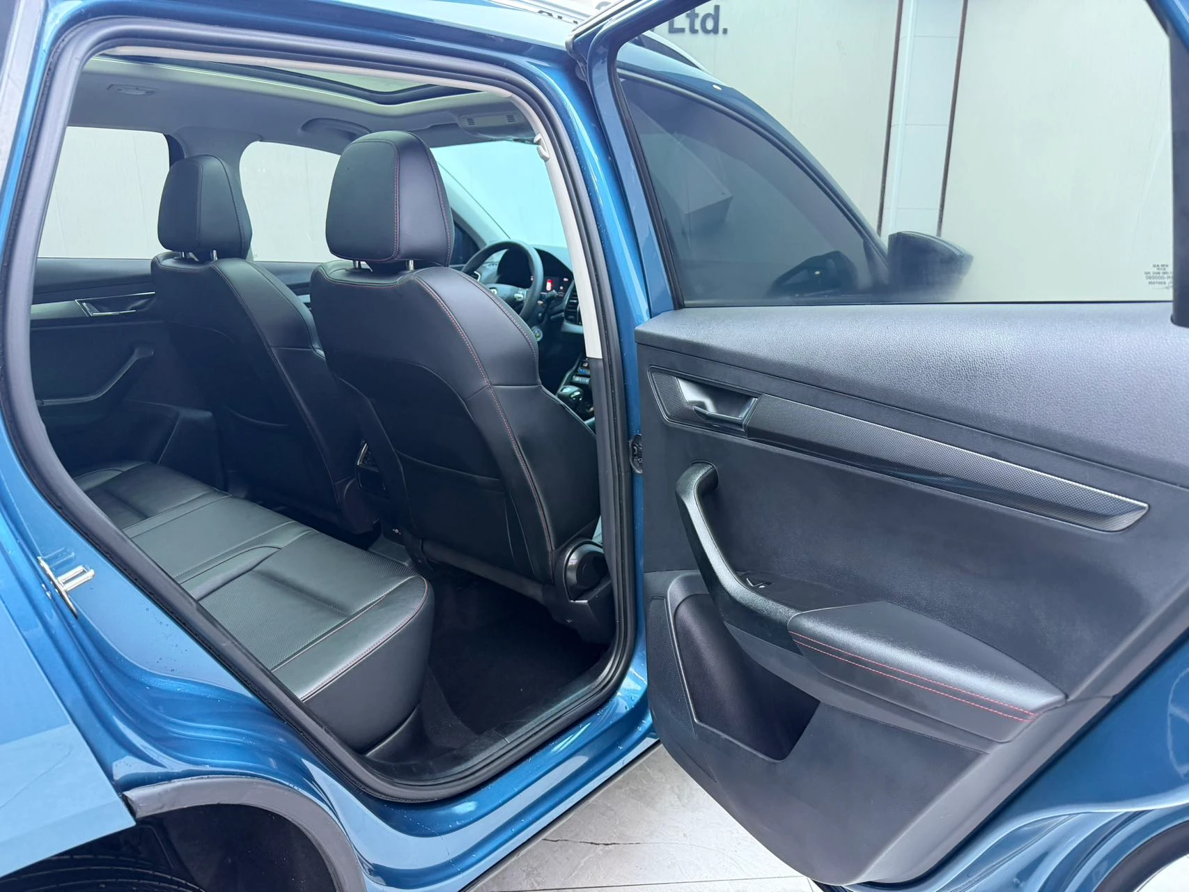 2022-skoda-karoq-tsi280-exclusive-version