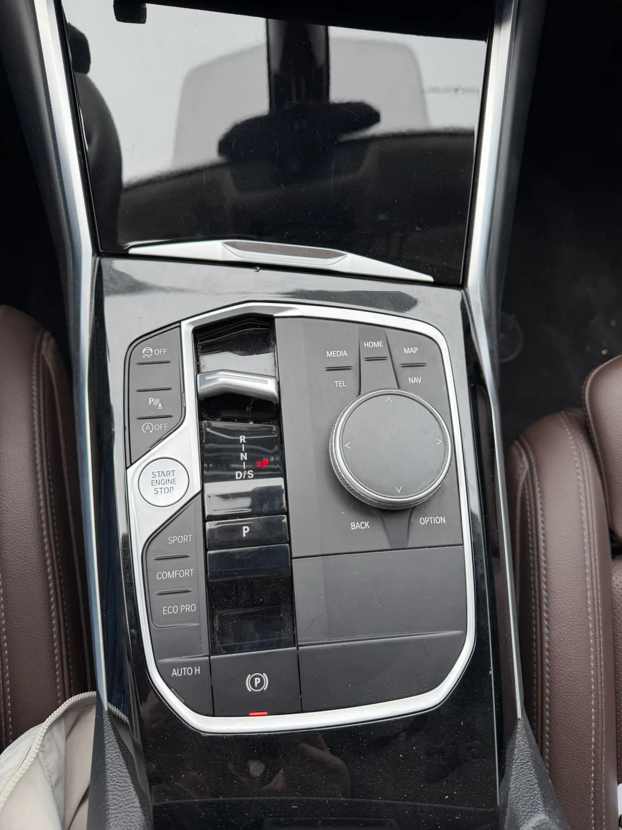 2023-BMW-3-Series 320Li-M-Sport-Package