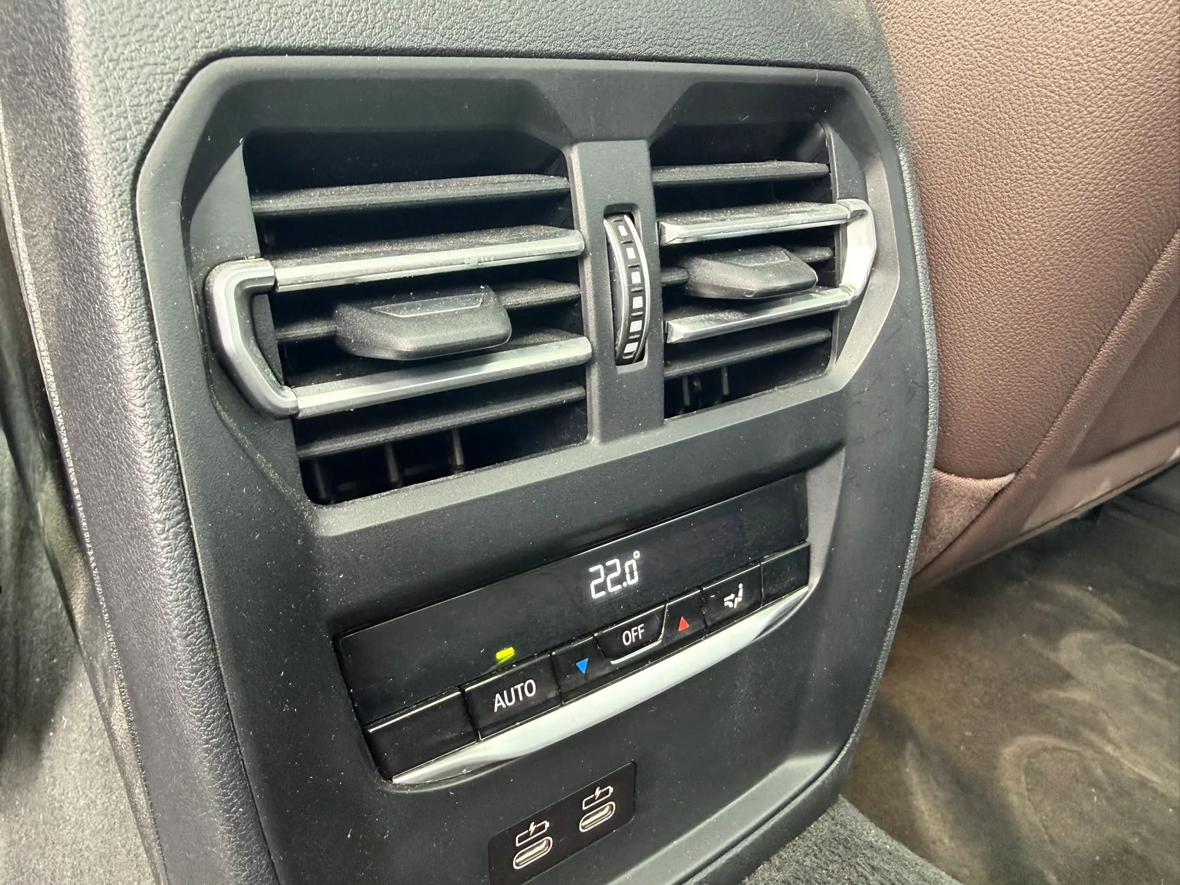2023-BMW-3-Series 320Li-M-Sport-Package