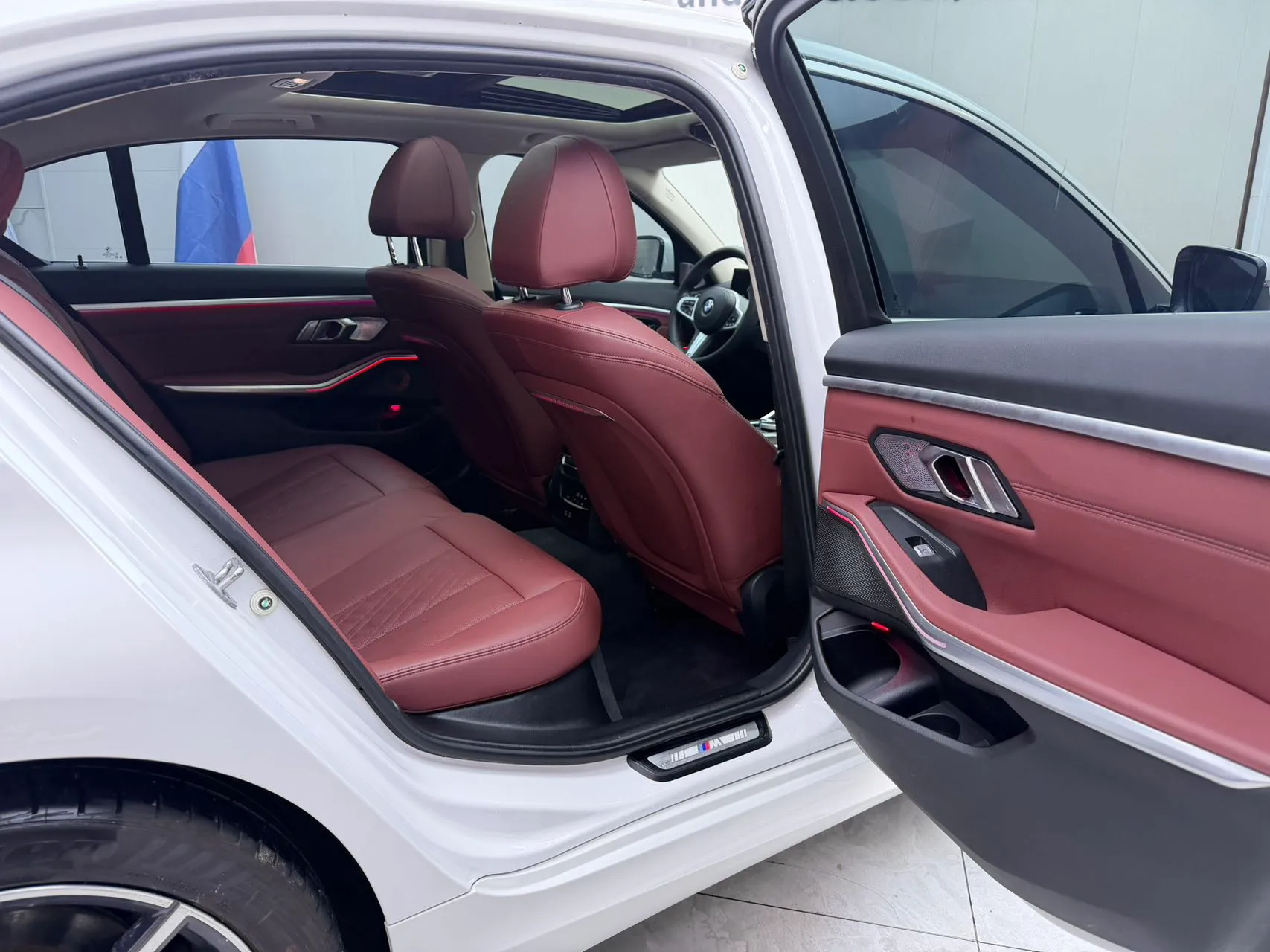 2023-bmw-3-series-320li-m-sport-package