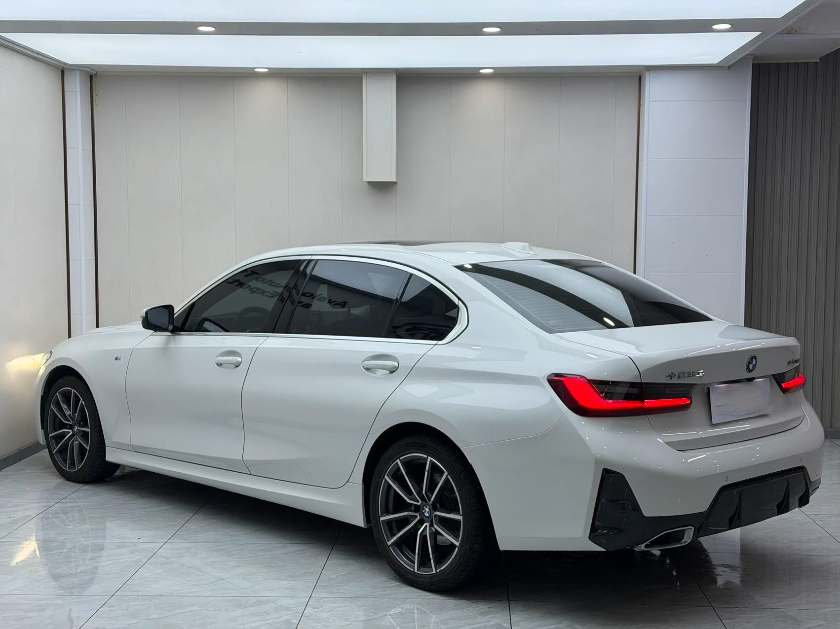 2023-bmw-3-series-320li-m-sport-package