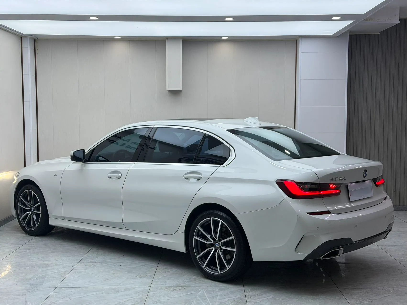 2022-BMW-3-Series-Facelift-320Li-M-Sport-Package