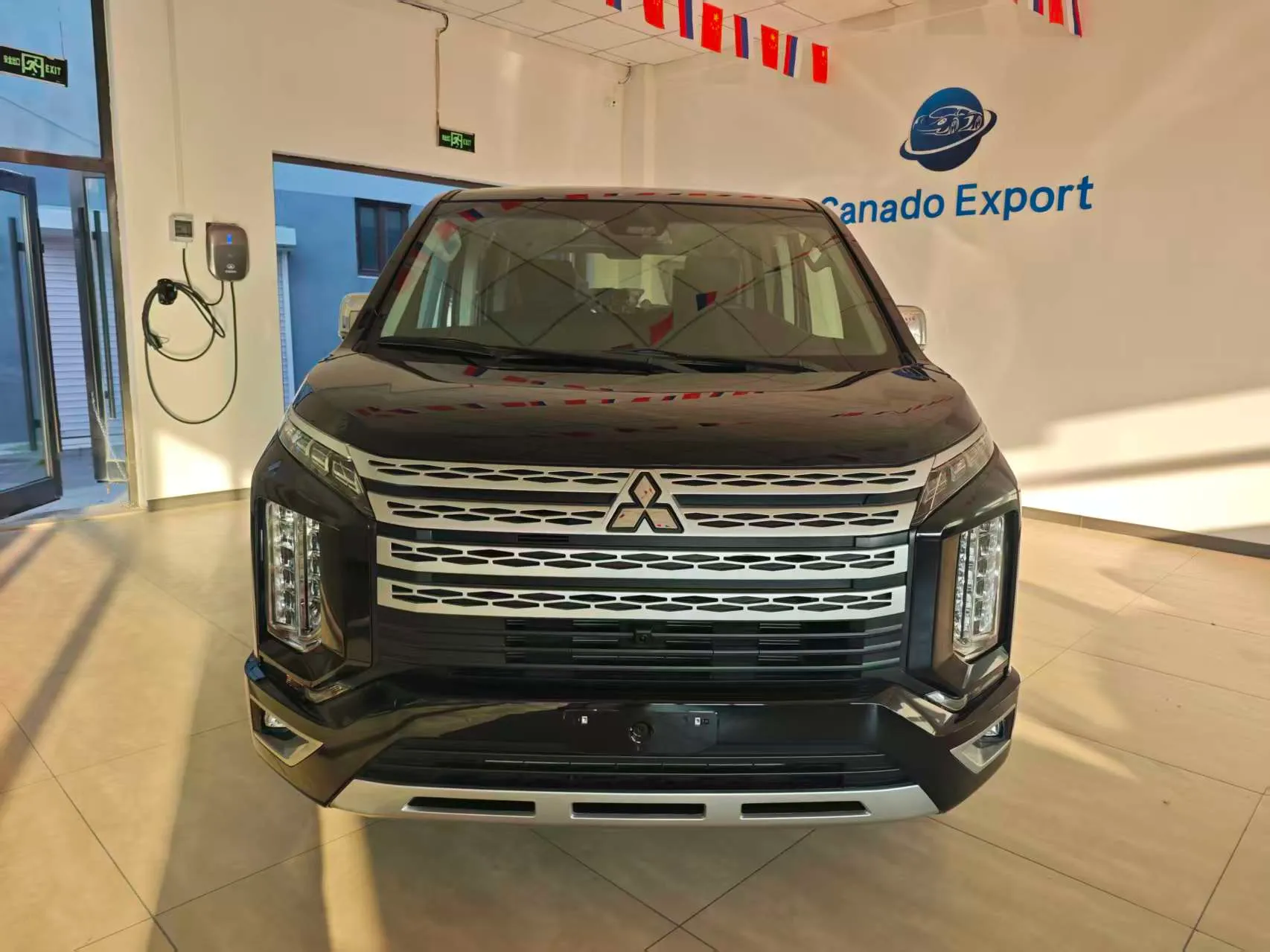 2025 Mitsubishi Delica D:5 Black